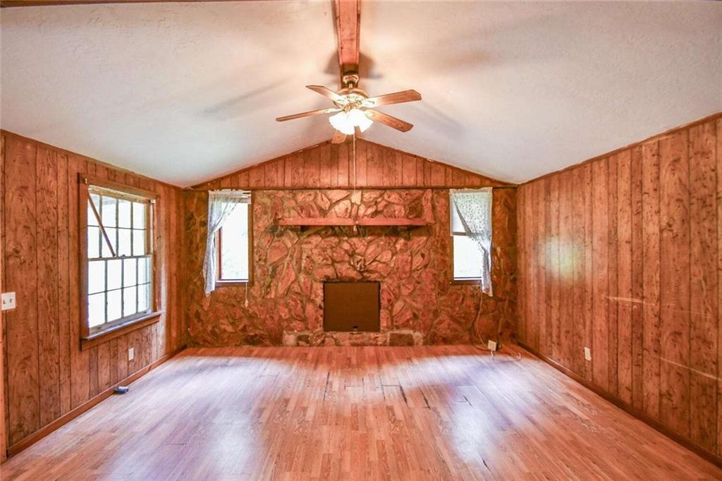 624 Ridgeview Road
