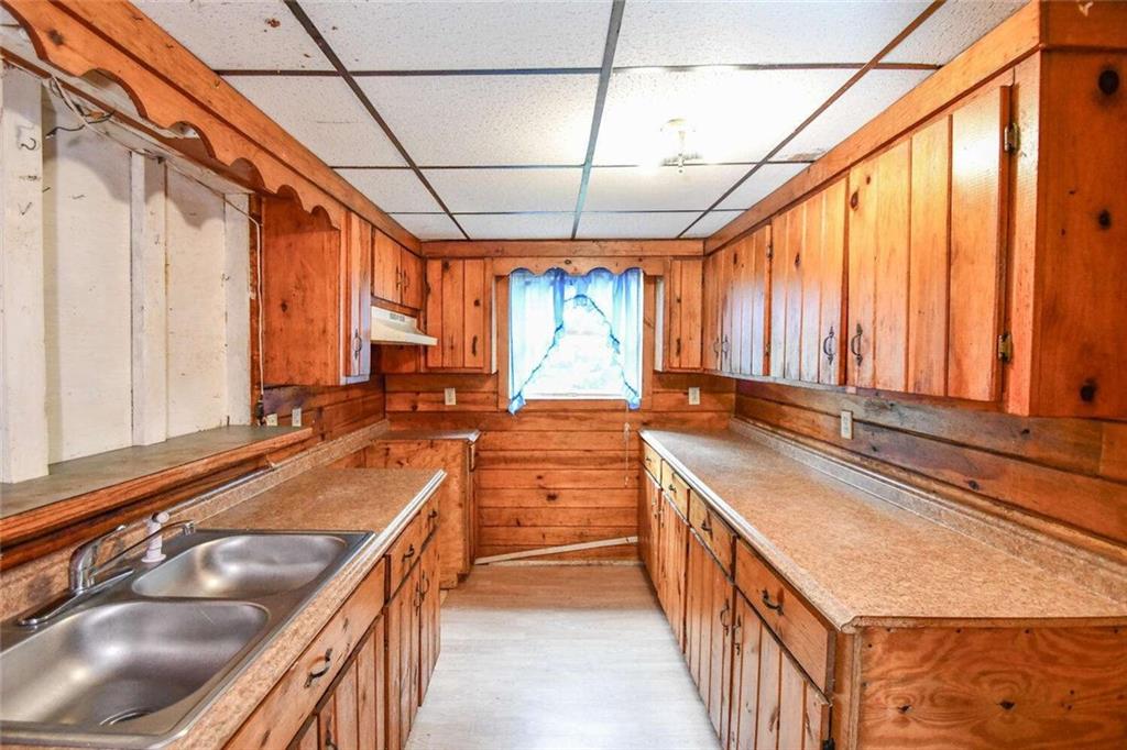 624 Ridgeview Road