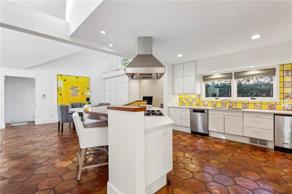 2820 Andrews Drive, Atlanta, Georgia image 12
