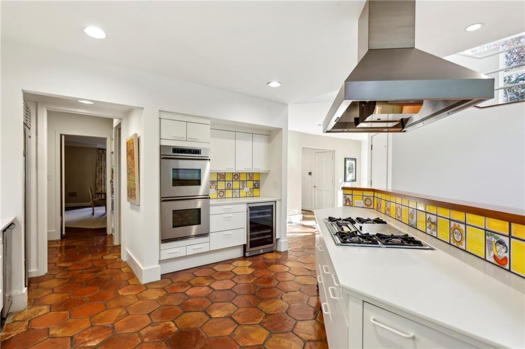 2820 Andrews Drive, Atlanta, Georgia image 13