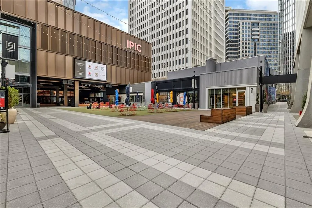 Atlanta, Georgia 30309, United States, 1 Bedroom Bedrooms, ,1 BathroomBathrooms,Residential,Active,132272