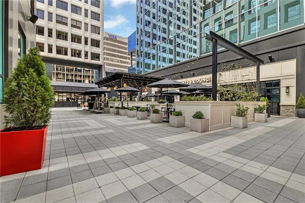 Atlanta, Georgia 30309, United States, 1 Bedroom Bedrooms, ,1 BathroomBathrooms,Residential,Active,132272