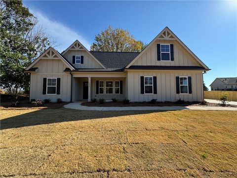 Homes For Sale - 1612 Pickens Street<br/> Ball Ground, GA 30107