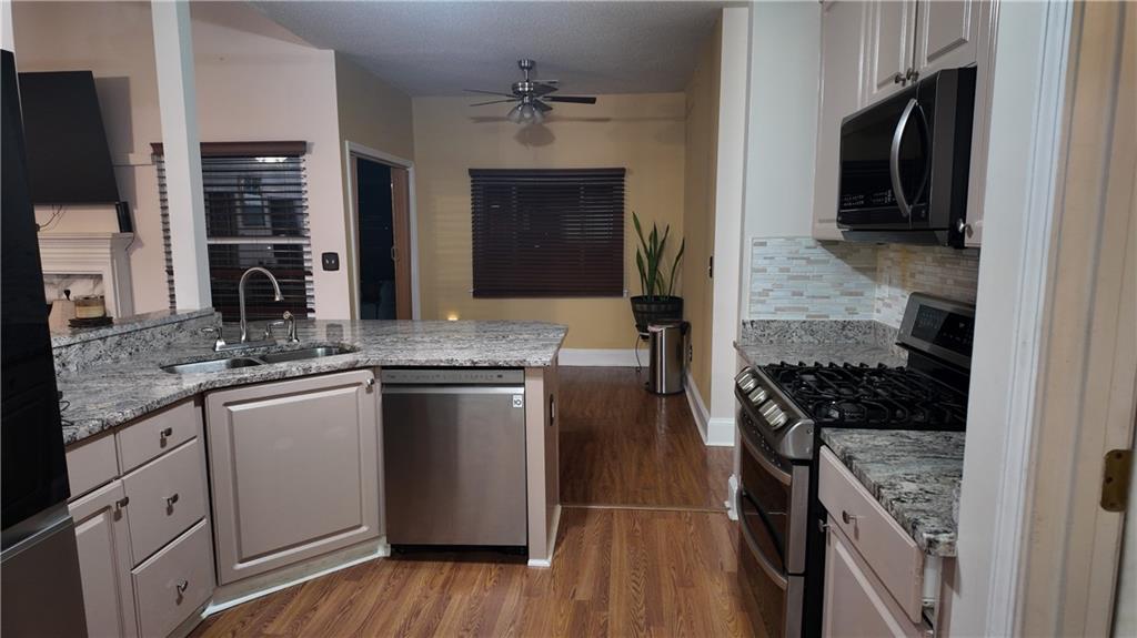 460 Greystone Lane, Douglasville, Georgia image 7