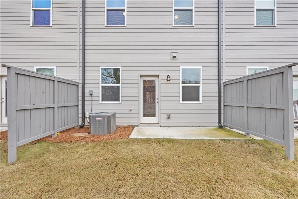 1512 Parks Edge Lane, Atlanta, Georgia image 12