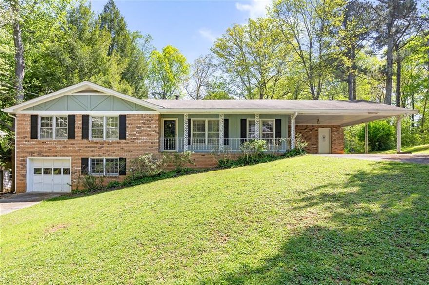 Charming 4 sided Brick Ranch A Must See, Nestled on a Beautiful Lot, spacious floorplan with full basement and boat door with 2nd Driveway.  A Car enthusiast will love this property !  Top Rated Schools Due West Elementary & Harrison High Schools !  Just a little updating and you will have a showplace !!!  
This property is being sold as is.  Seller has never lived in this property (Estate Sale) .