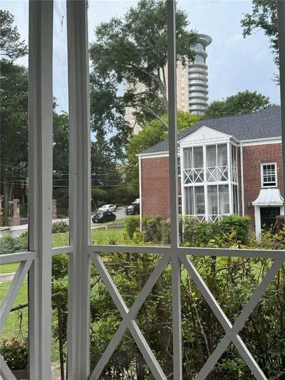 Atlanta, Georgia 30305, United States, 1 Bedroom Bedrooms, ,1 BathroomBathrooms,Residential,Active,251962