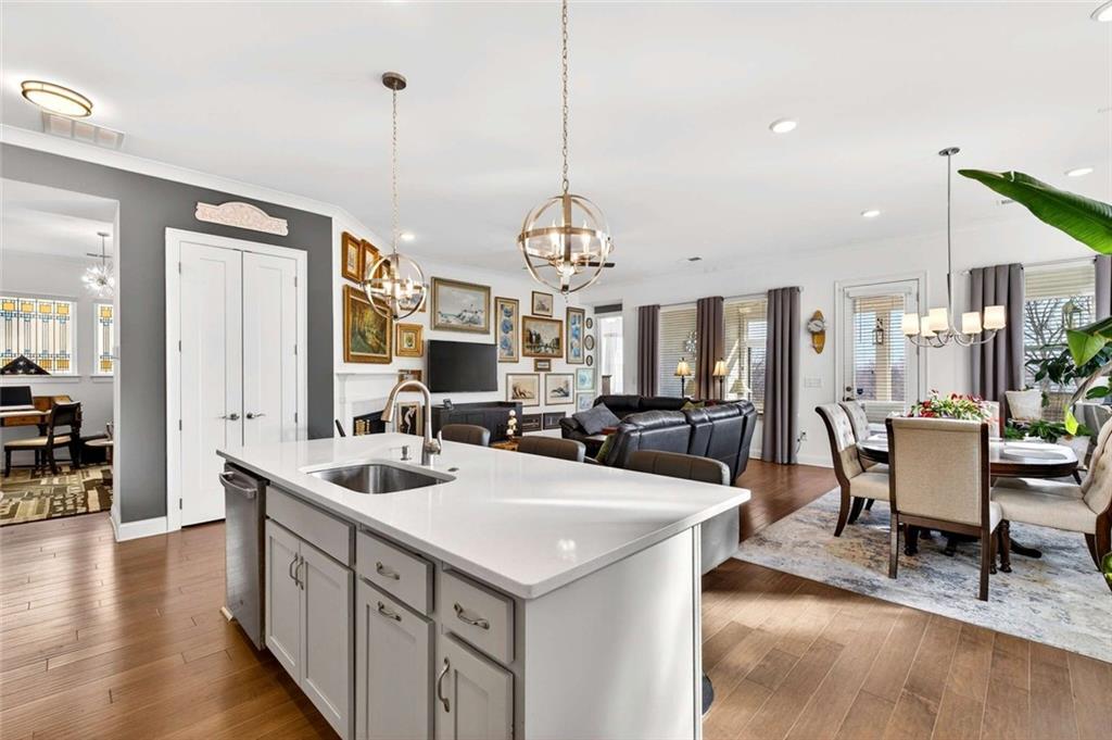 6869 River Rock Drive