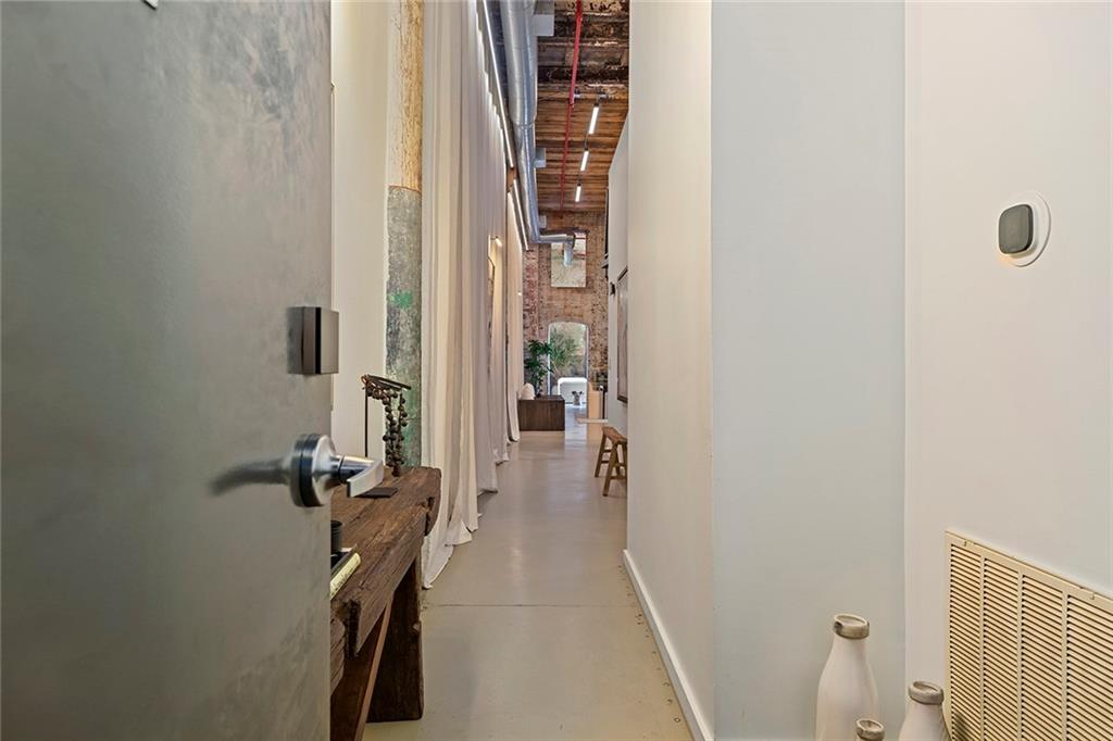 170 Boulevard SE 115E