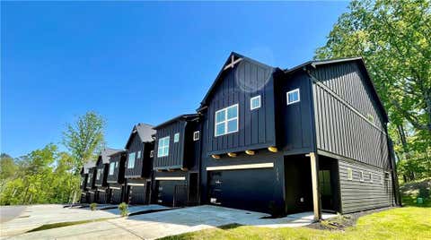 Townhouse For Sale - 112 Waterview Court<br/> Waleska, GA 30183