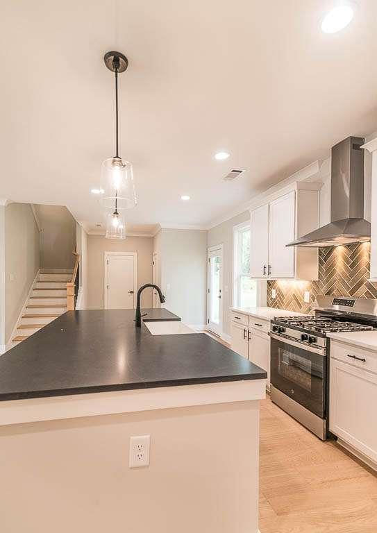Creekside - Residential