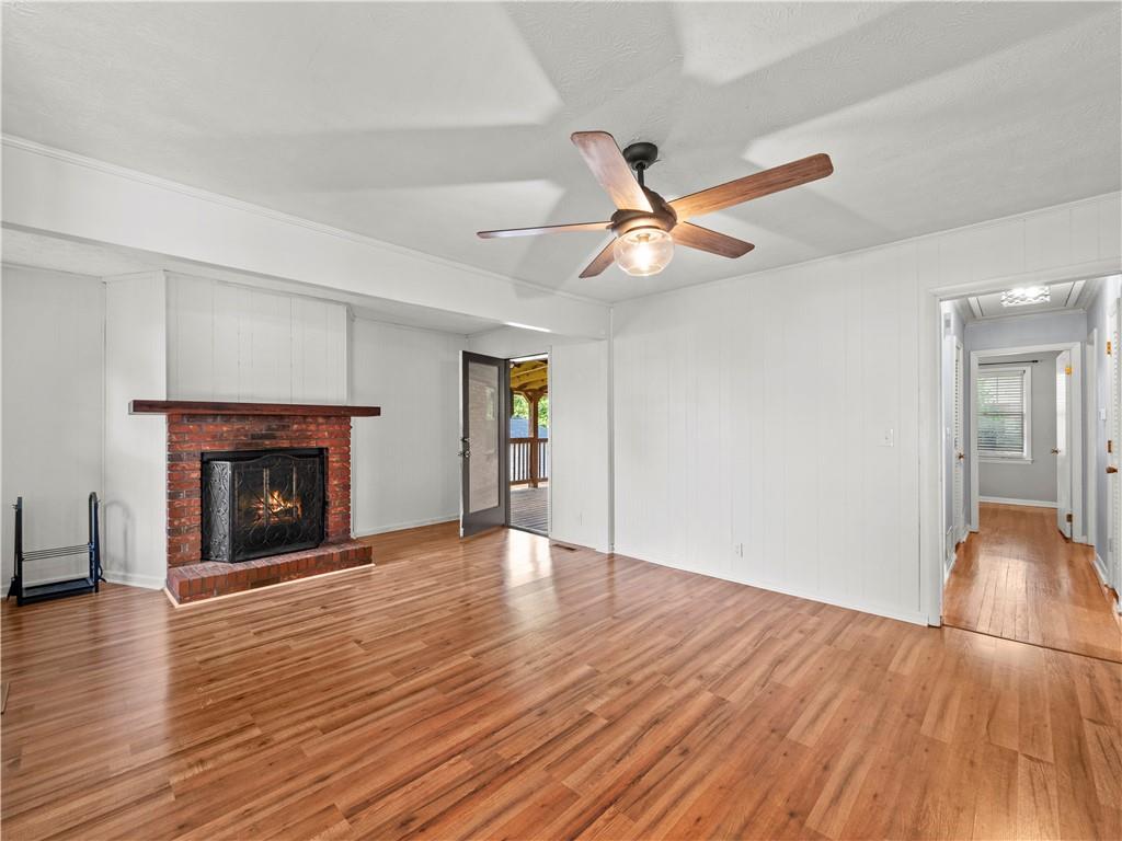 617 Lakeview Drive