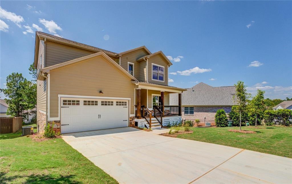 9183 Golfview Circle