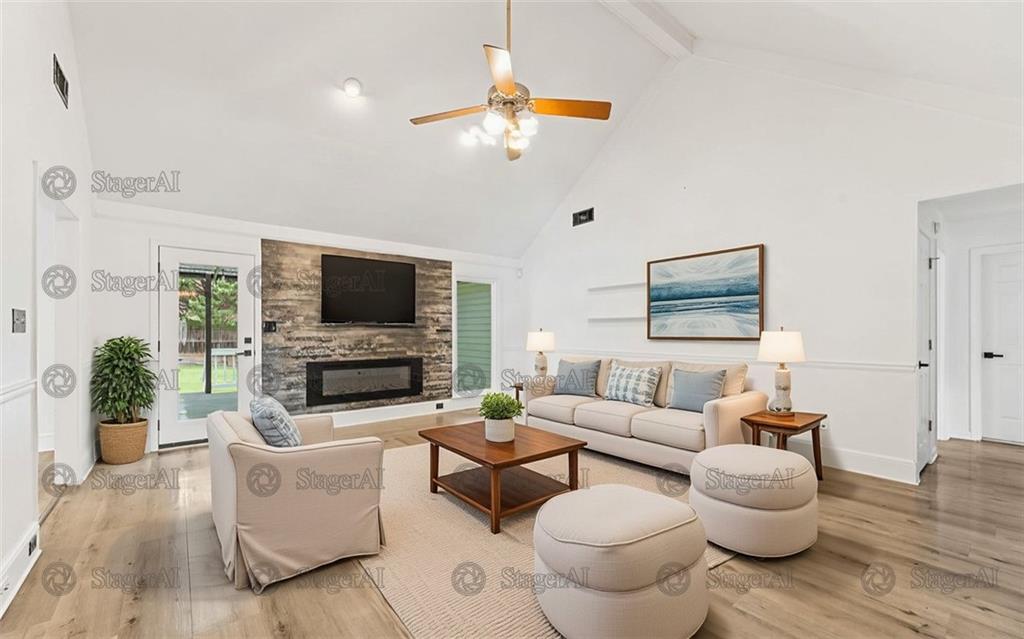 850 Rose Crest Drive