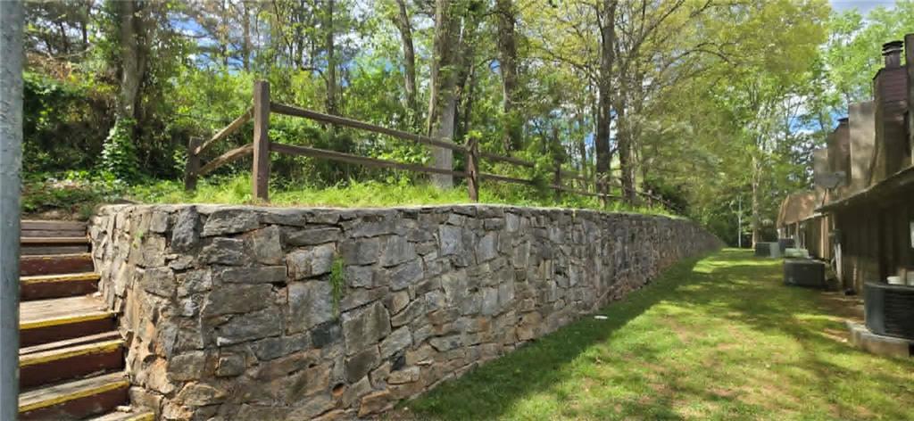 723 Cedar Pointe Court SW