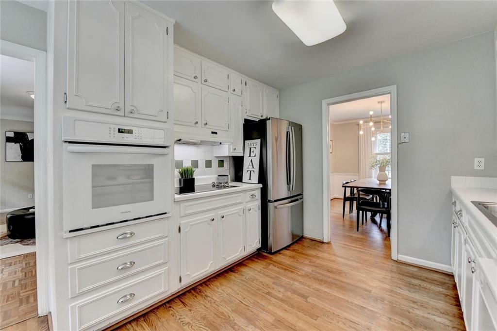 1744 Chateau Drive, Dunwoody, Georgia image 11