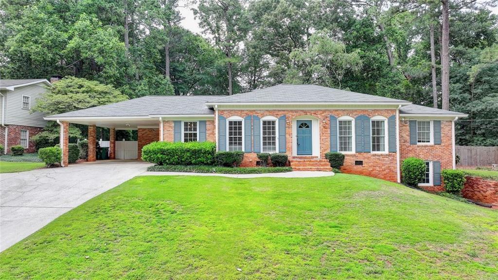 1744 Chateau Drive, Dunwoody, Georgia image 1
