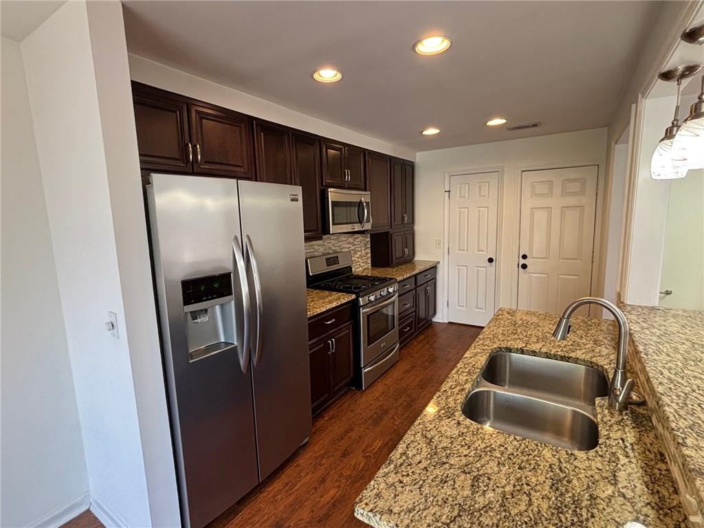 705 Bridge Lane, Smyrna, Georgia image 10