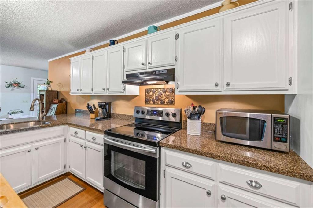 1526 Oakleaf Drive, Auburn, Georgia image 15