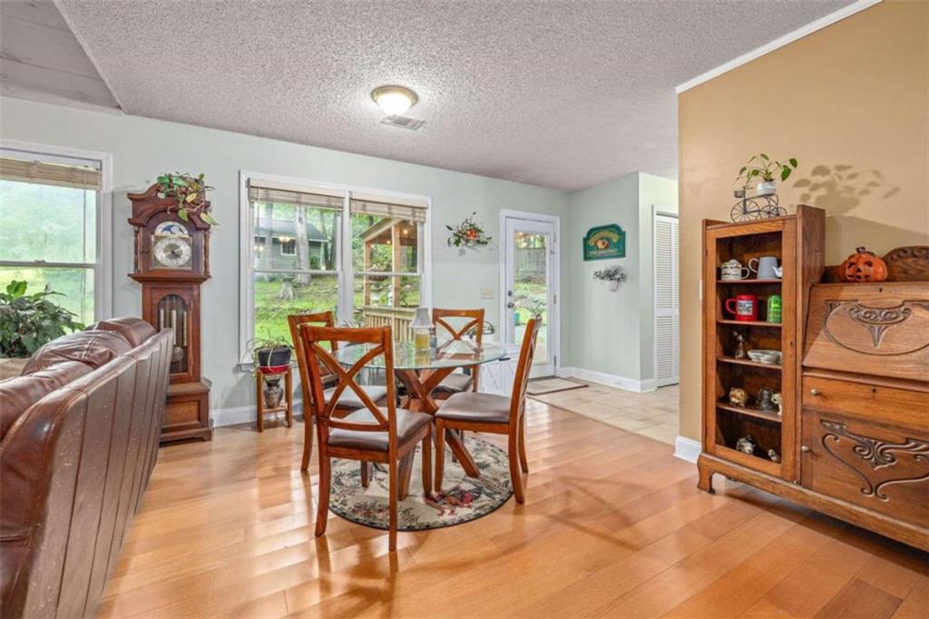 1526 Oakleaf Drive, Auburn, Georgia image 11
