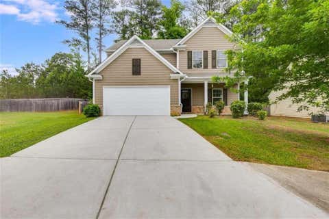 Homes For Sale - 310 Saint Lucas Court<br/> Fairburn, GA 30213