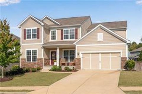 704 WOODBRIDGE Drive Woodstock GA 30188