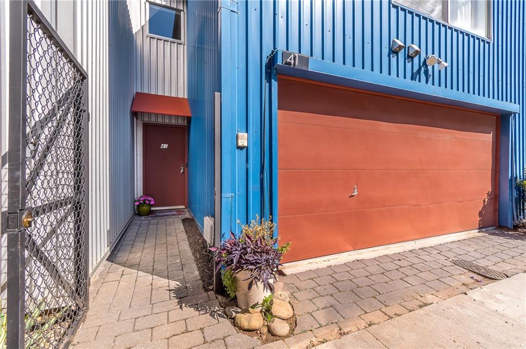 920 Memorial Drive SE 41