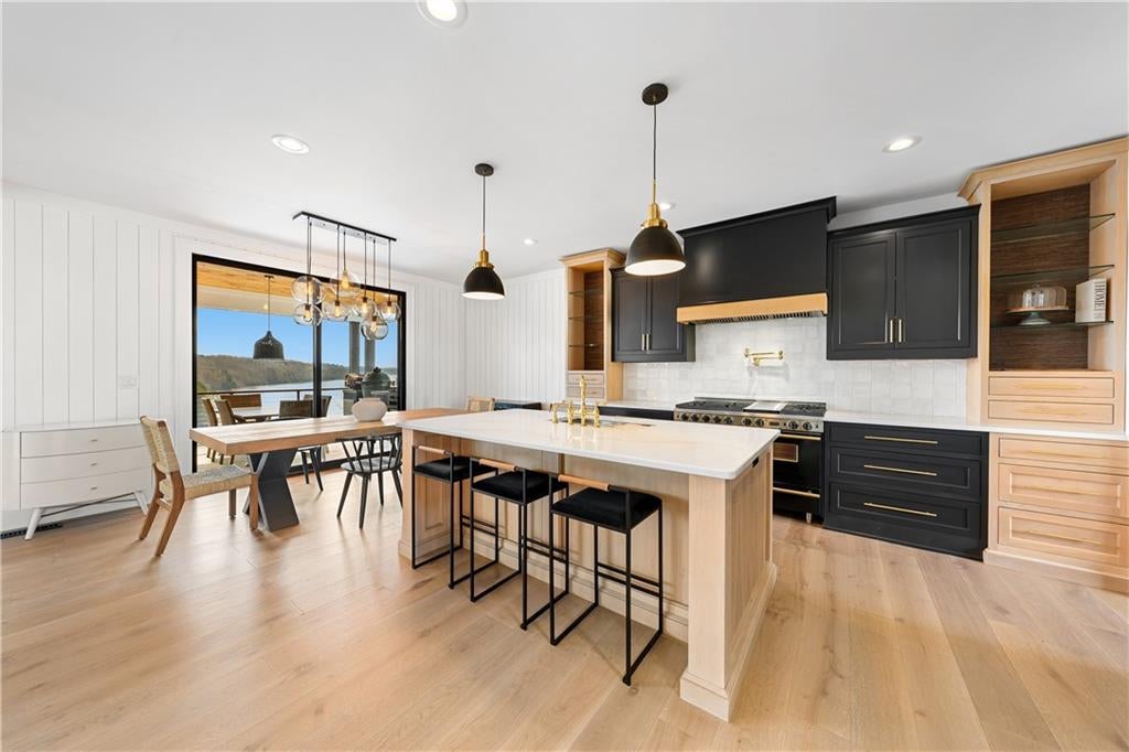 4238 Bayridge Drive
