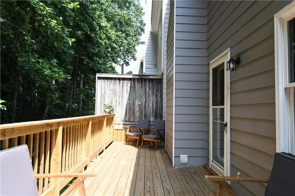 Marietta, Georgia 30068, United States, 4 Bedrooms Bedrooms, ,4 BathroomsBathrooms,Residential,Active,171110