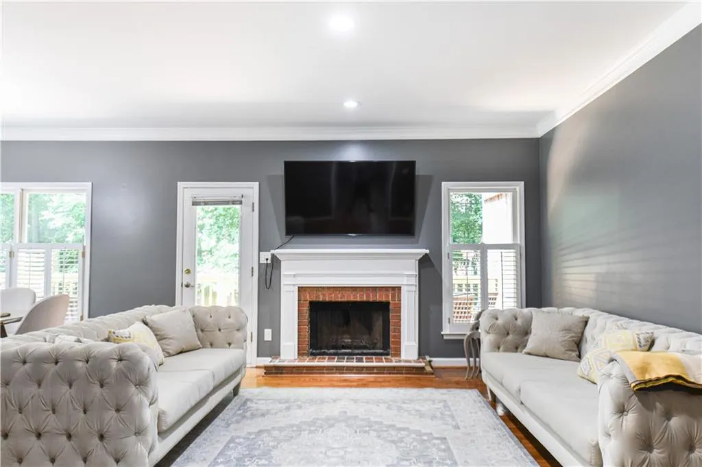 Marietta, Georgia 30068, United States, 4 Bedrooms Bedrooms, ,4 BathroomsBathrooms,Residential,Active,171110