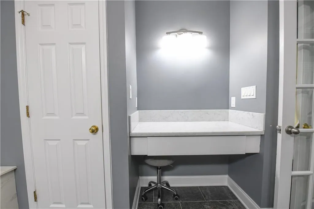 Marietta, Georgia 30068, United States, 4 Bedrooms Bedrooms, ,4 BathroomsBathrooms,Residential,Active,171110