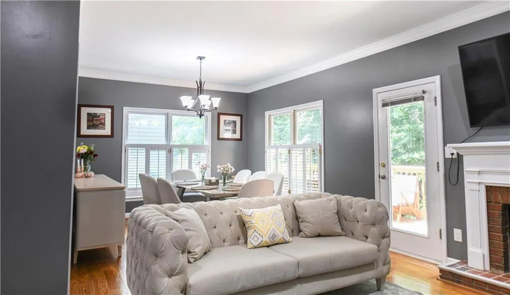 Marietta, Georgia 30068, United States, 4 Bedrooms Bedrooms, ,4 BathroomsBathrooms,Residential,Active,171110