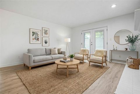 102 River Run Drive Atlanta GA 30350