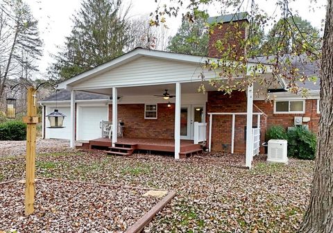 A home in Blairsville