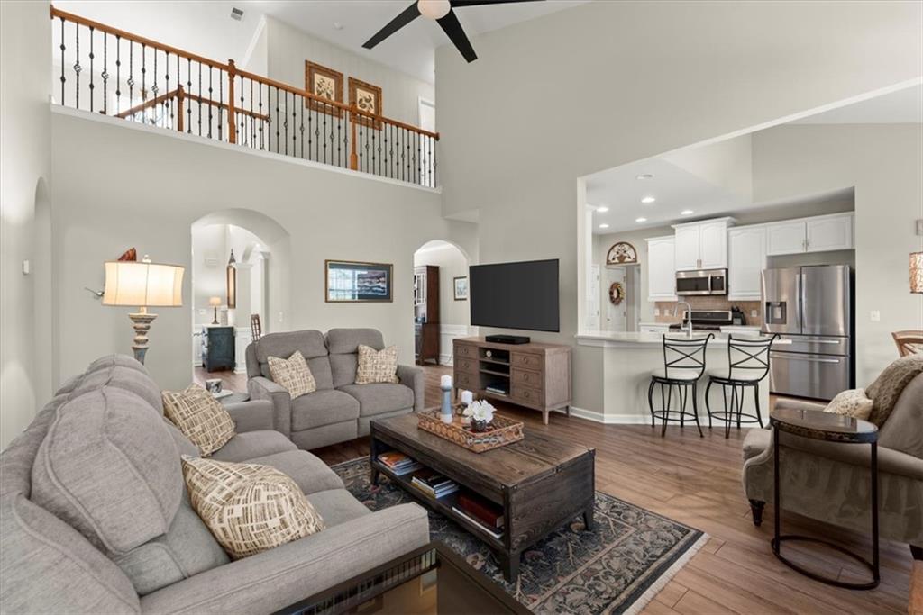 423 Treetop Circle, Canton, Georgia image 11
