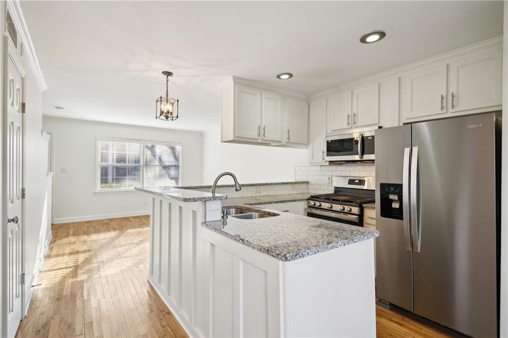2232 Dunseath Avenue NW 303