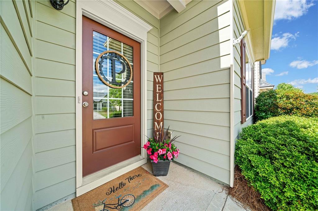 313 Rippling Drive, Ball Ground, Georgia image 2