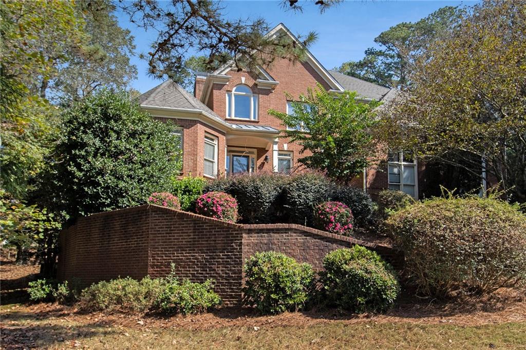 345 Lake Bend Court