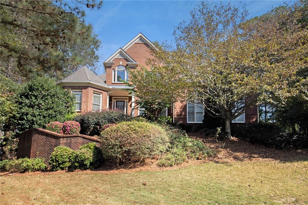345 Lake Bend Court
