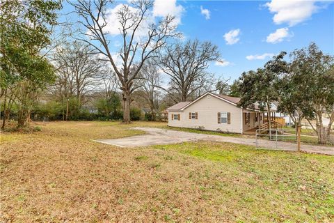 A home in Hogansville