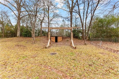 A home in Hogansville