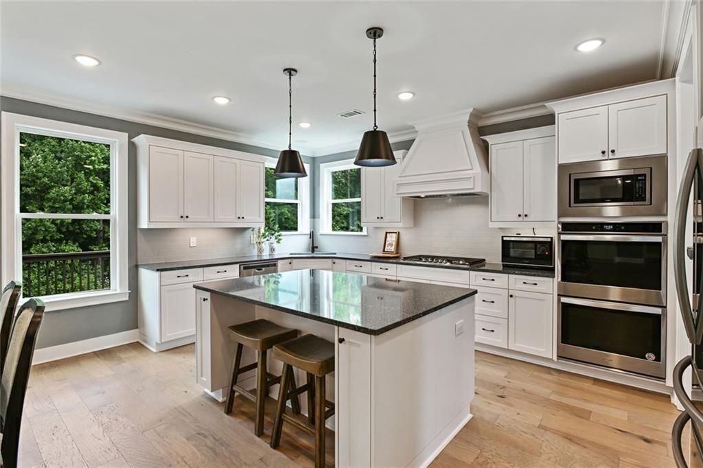 3525 Montebello Parkway