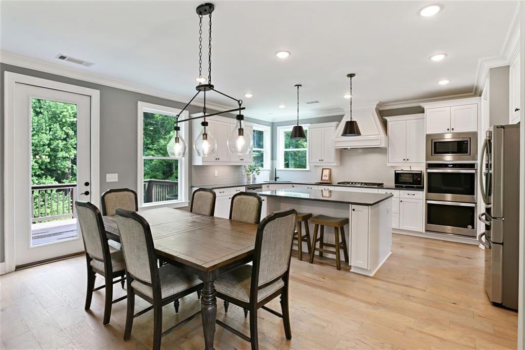 3525 Montebello Parkway