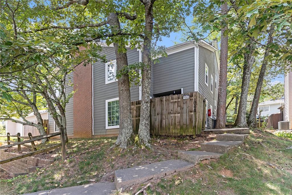 1068 Dover Way