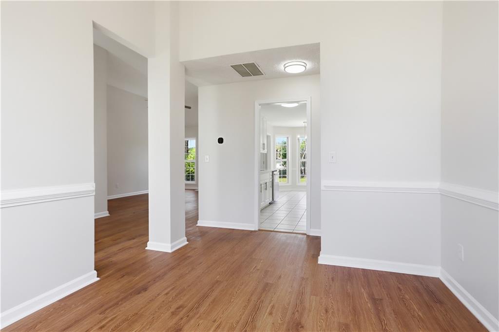 1100 Chateau Terrace