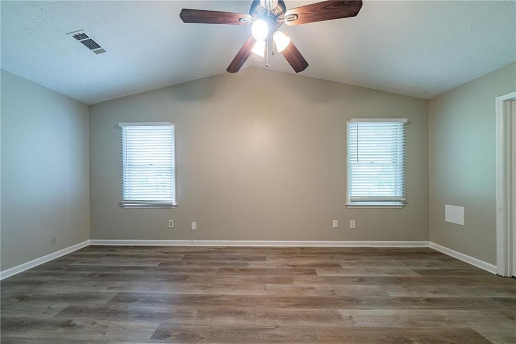 1171 Bailing Drive, Lawrenceville, Georgia image 9