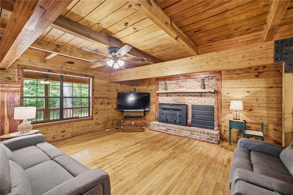 206 Henson Road SW