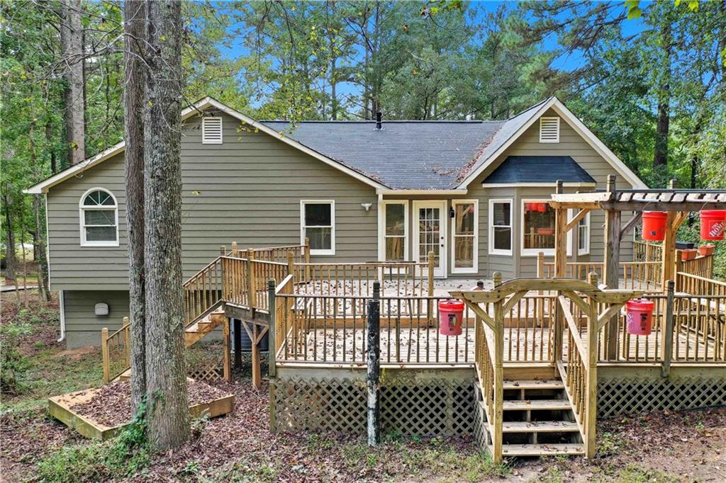 340 Garretts Drive