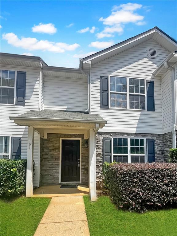 Sizzling Summer Steal! Move in by Aug 30th and choose your reward — a FREE 55" Smart TV or a $250 Amazon gift card, on us! Don’t miss out!
Introducing 184 Hiram Terrace, a charming townhouse nestled in the heart of Hiram, GA, offering a perfect blend of comfort and convenience. This delightful 2-bedroom rental invites you to experience spacious living with its thoughtfully designed 1,214 square feet of space. With two full bathrooms and an additional half bath, this home ensures ample privacy and ease for both residents and guests. The inviting layout flows effortlessly, creating a warm and welcoming atmosphere ideal for relaxation or entertaining. Located in a vibrant community, this townhouse offers easy access to local amenities, shopping, and dining, making everyday living a breeze. The well-appointed bedrooms provide a peaceful retreat, offering a sense of tranquility after a long day. Modern conveniences and stylish finishes enhance the property's appeal, ensuring it meets the needs of today's discerning renter. Whether you're hosting a gathering or enjoying a quiet evening in, 184 Hiram Terrace is designed to accommodate your lifestyle. Discover the perfect place to call home in this charming townhouse, where comfort and convenience await you.
Disclosure:
All information is believed to be accurate, however, changes to the exterior, interior, landscaping, or appliances may have occurred since the photographs were taken, and prices and dates may change without notice. Sapir Realty does not lease homes through Craigslist nor do we accept payment of deposits via CashApp, Zelle, or Wire transfers. Beware of scammers. Please make sure to call our office to confirm payment options.
Disclaimer:
This property qualifies for Section 8. Please note that the rent amount submitted to the Housing Authority will be based on their current payment standards. The final approved rent is subject to review and approval by the Housing Authority and may differ from the initially listed amount.