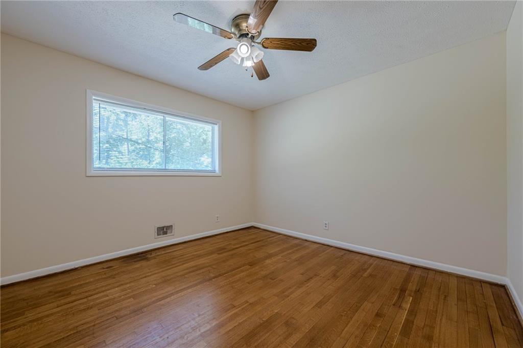 2133 Bird Lane, Snellville, Georgia image 29